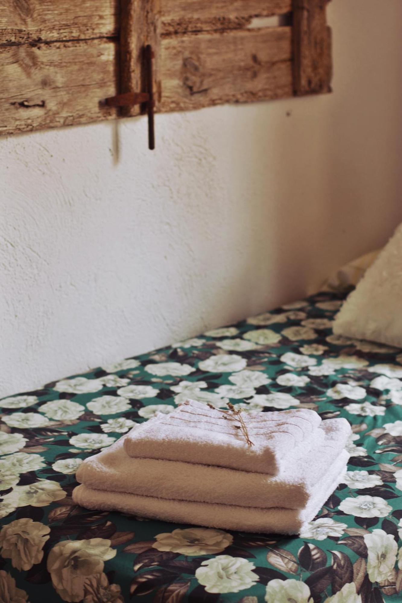 Casa Rural Cal Bate Pratdip ภายนอก รูปภาพ